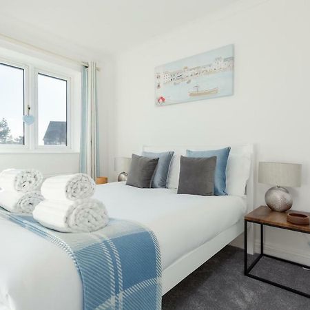 Fantasea Villa Poole Esterno foto